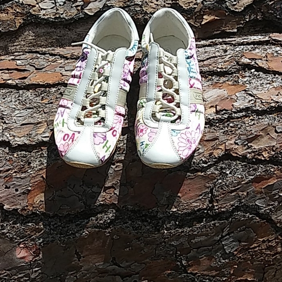 Coach Shoes - Coach sneakers 🌈 beautiful
